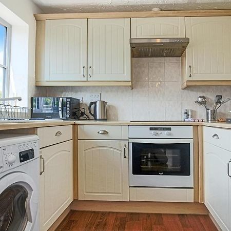 Delightful 2 Bed Apartment For Bicester Outlet Shopping By Platinum Key Properties エクステリア 写真